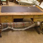 375 3415 WRITING DESK